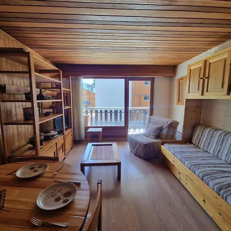 4 Pers Au Pied Des Pistes Avec Balcon Sud - Fr-1-516-208 アパート